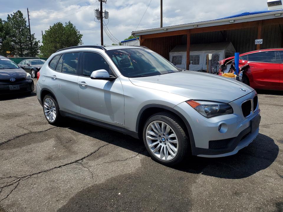 2015 BMW X1 VIN WBAVM1C5XFV497798 COPART salvage auction — MINOR DENT/SCRATCHES, Co - Certificate Of Title, sold $1,100 on 2026-07-21 (photo 4)