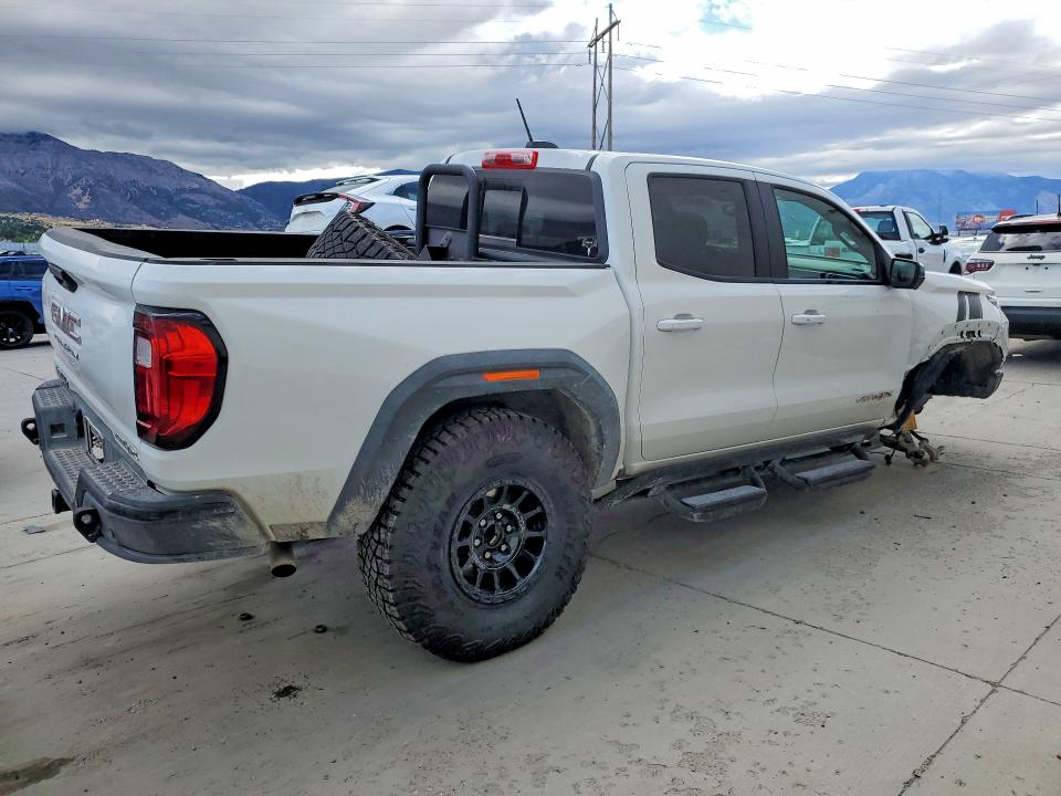 2024 Gmc Canyon VIN 1GTP6EEK1R1127934 COPART salvage auction — FRONT END, Ut - Salvage Certificate, sold $16,700 on 2026-08-24 (photo 3)