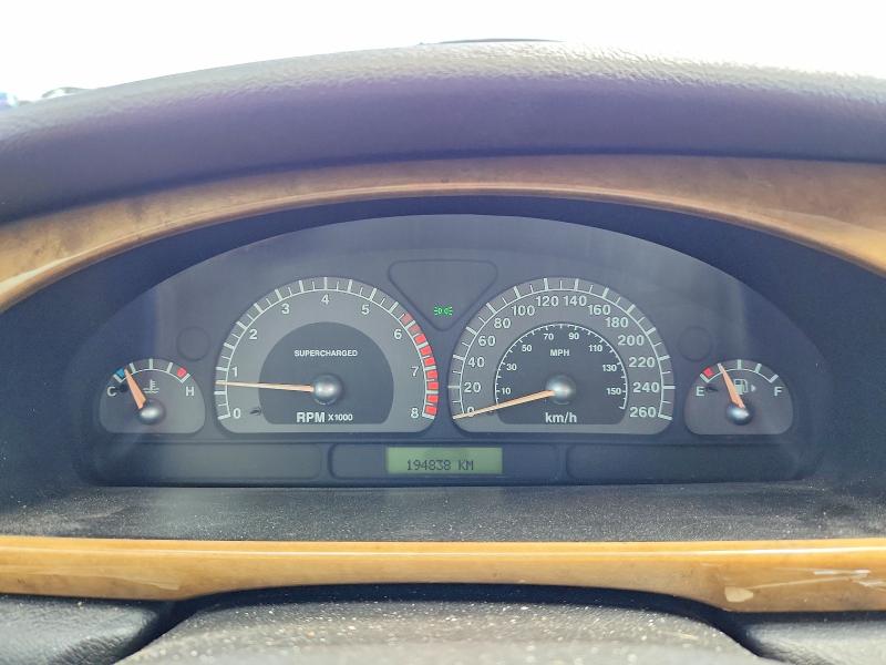 2003 Jaguar S type VIN SAJGA03VX31M65050 COPART salvage auction — BURN, On - Permit Irrepairable, sold $600 on 2026-07-16 (photo 9)