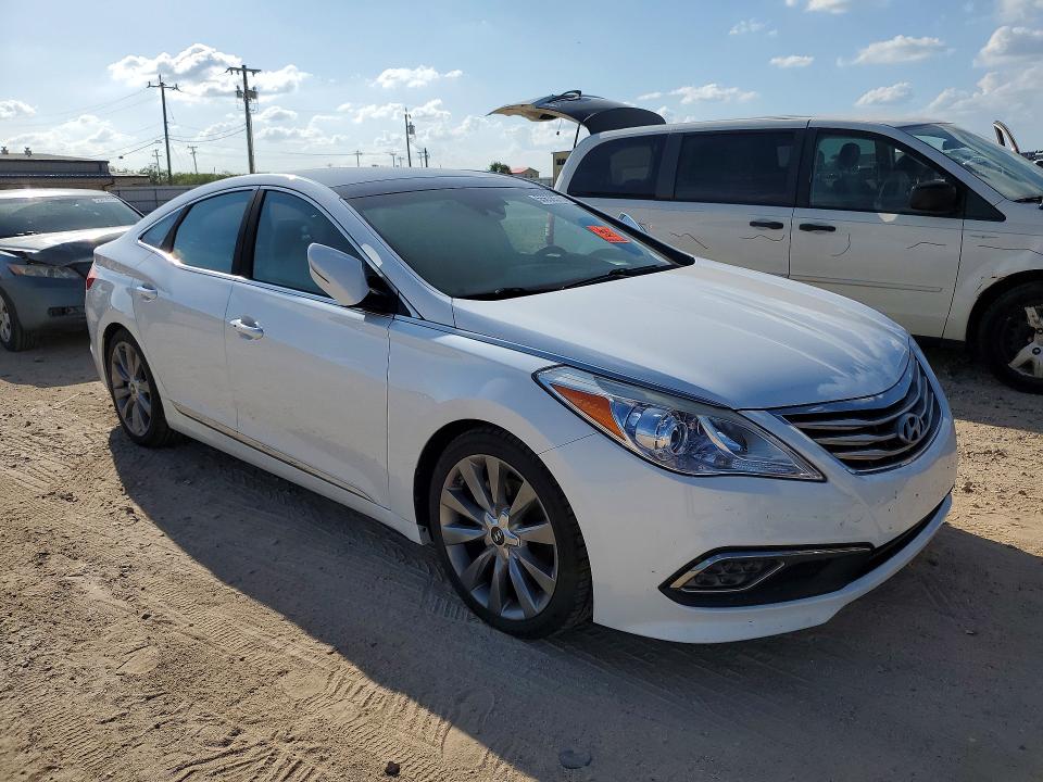 2015 Hyundai Azera VIN KMHFH4JG3FA474660 COPART salvage auction — WATER/FLOOD, TX - SALVAGE VEHICLE TITLE, sold $2,900 on 2026-07-09 (photo 4)