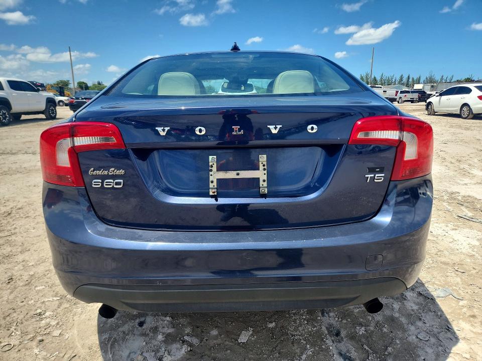 2012 Volvo VIN YV1622FS1C2081750 COPART salvage auction — FRONT END, Fl - Cert Of Title Slvg Rebuildable, sold $250 on 2026-07-14 (photo 6)