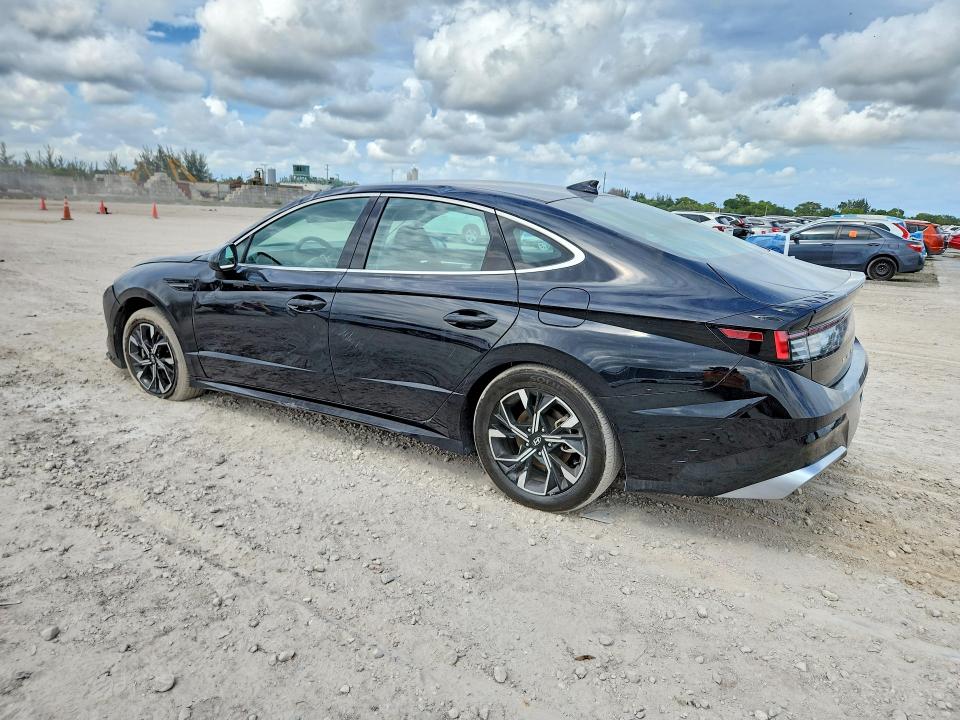 2025 Hyundai Sonata VIN KMHL64JAXSA482107 COPART salvage auction — FRONT END, Ca - Certificate Of Title, sold $9,400 on 2026-07-09 (photo 2)