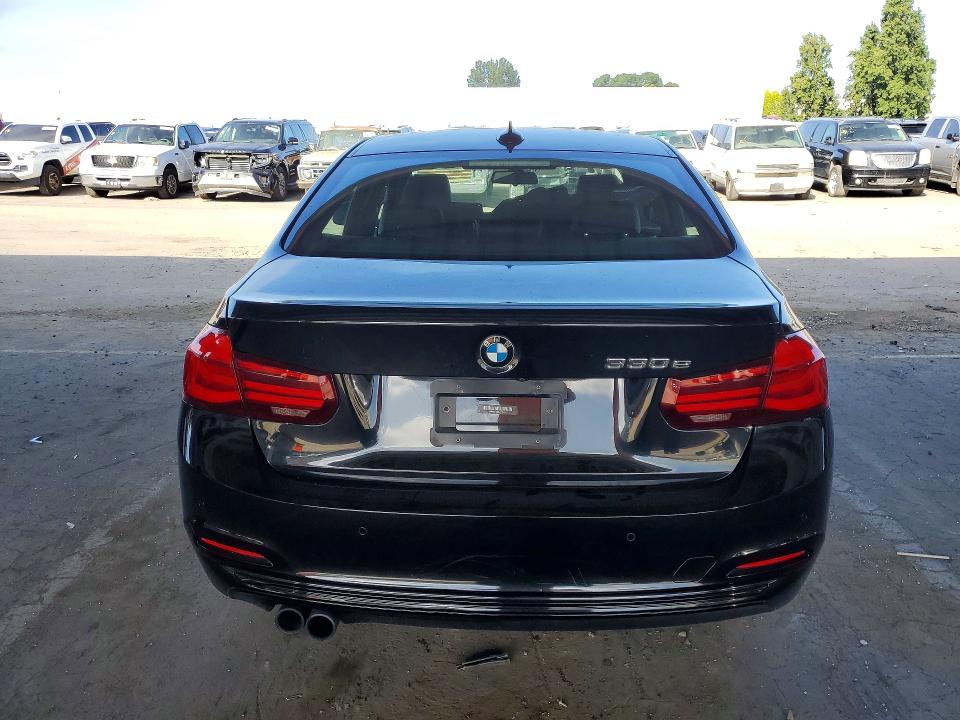 2018 BMW 3er VIN WBA8E1C59JA178631 COPART salvage auction — FRONT END, Ca - Salvage Certificate, sold $3,650 on 2026-07-16 (photo 6)