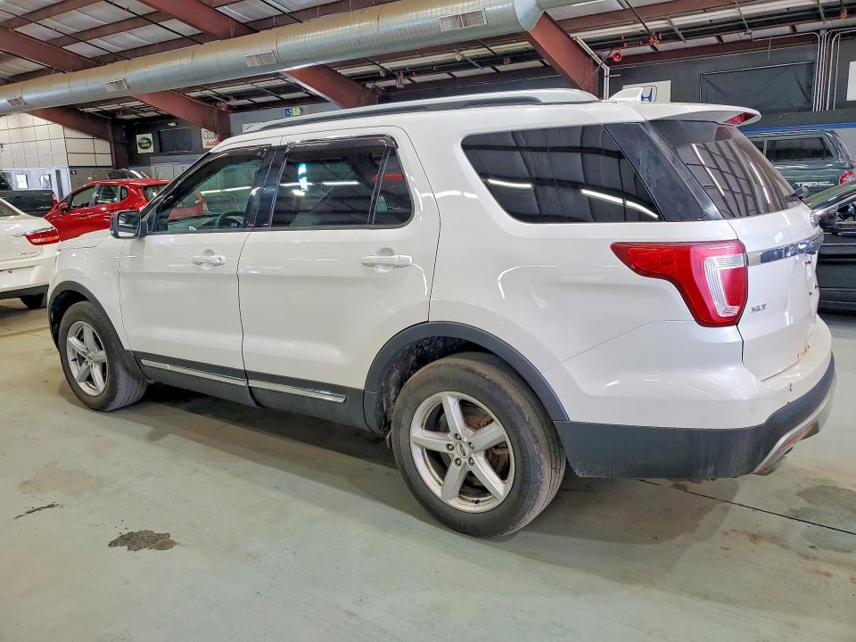 2016 Ford Explorer VIN 1FM5K8D86GGA09085 COPART salvage auction — MINOR DENT/SCRATCHES, Vt - Certificate Of Title, sold $3,650 on 2026-07-03 (photo 2)