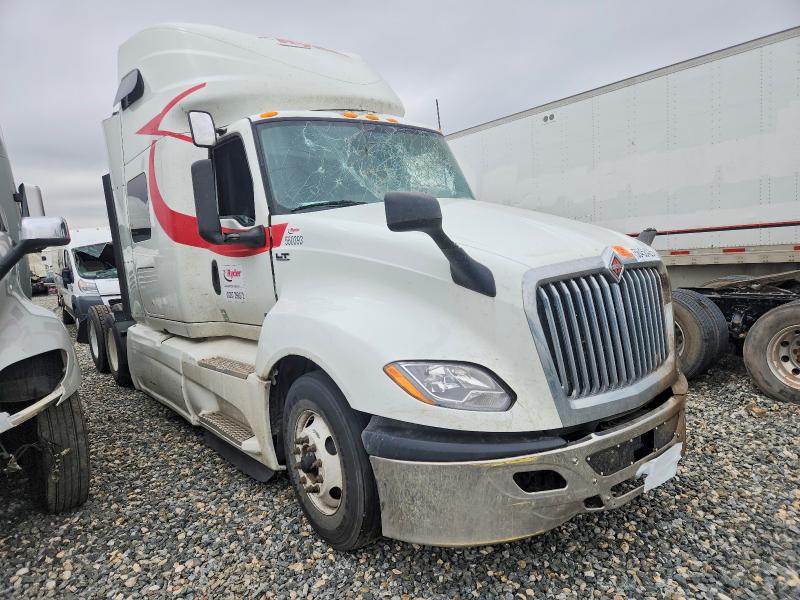 2022 International VIN 3HSDZAPRXNN487389 — COPART salvage auction photo