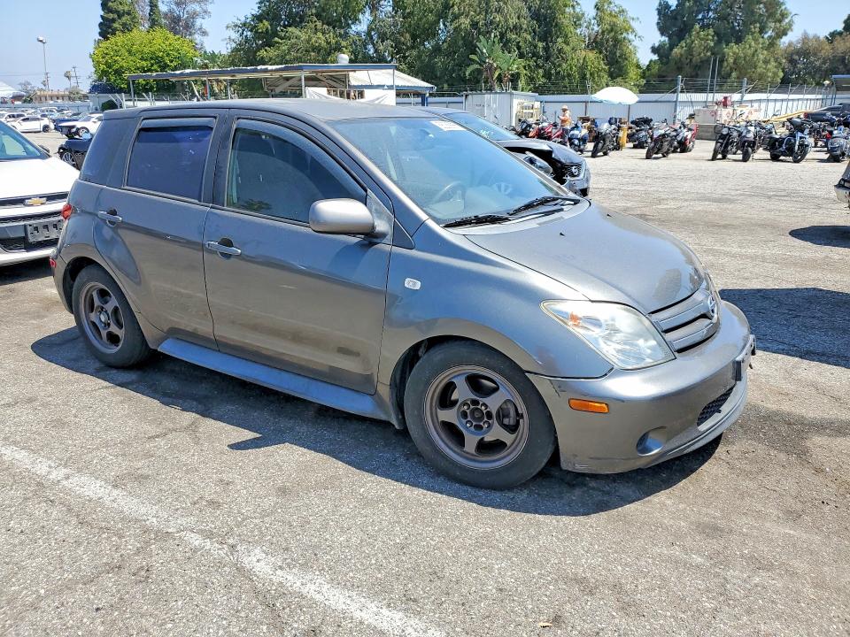 2005 Scion Xa VIN JTKKT624550091558 COPART salvage auction — FRONT END, CA - DIS/DLR/EXP APP FOR DUP CLEAN, sold $400 on 2026-07-24 (photo 4)