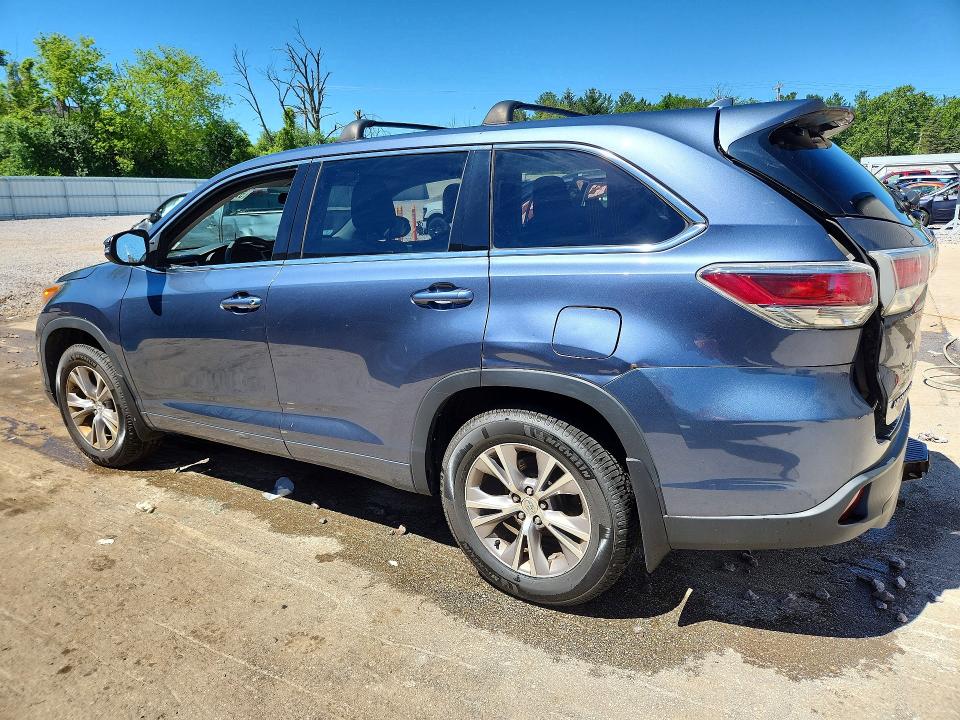 2015 Toyota VIN 5TDBKRFH3FS166734 COPART salvage auction — VANDALISM, Ny - Mv-907A Salvage Certificate, sold $5,700 on 2026-07-13 (photo 2)
