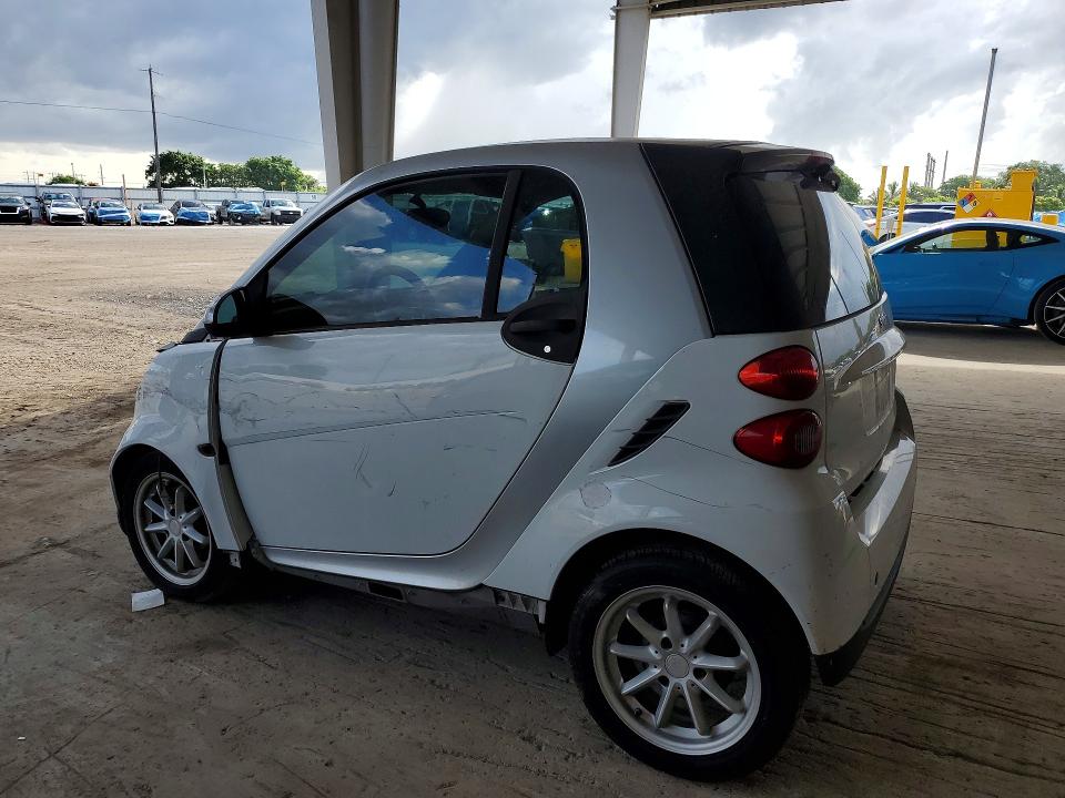 2009 Smart Fortwo VIN WMEEJ31X89K250881 COPART salvage auction — FRONT END, FL - CERT OF TITLE SLVG REBUILDABLE, sold $525 on 2026-07-08 (photo 2)