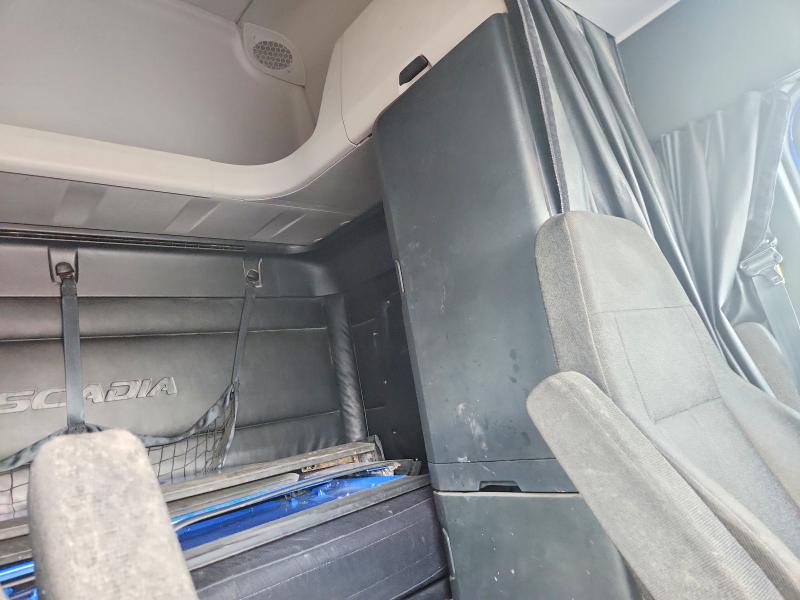 2023 Freightliner Cascadia 126 VIN 3AKJHHDR9PSUC7330 COPART salvage auction — WATER/FLOOD, NE - CERT OF TITLE-SALVAGE, sold $55,500 on 2026-07-09 (photo 6)