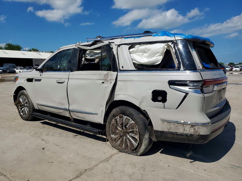 2024 Lincoln Navigator VIN 5LMJJ2NG7REL15941 COPART salvage auction — ALL OVER, TX - SALVAGE VEHICLE TITLE, sold $8,100 on 2026-09-08 (photo 2)