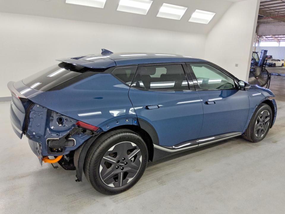 2025 Kia Ev6 VIN 5XYC34JB1SG010870 COPART salvage auction — ALL OVER, Ca - Certificate Of Title, sold $12,500 on 2026-07-07 (photo 3)