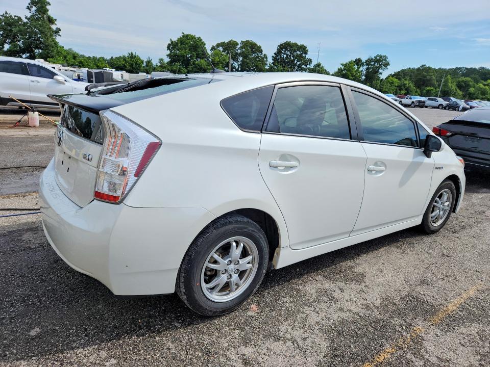 2011 Toyota Prius VIN JTDKN3DU3B0311949 COPART salvage auction — HAIL, MO - SALVAGE CERTIFICATE OF TITLE, sold $2,350 on 2026-07-29 (photo 3)