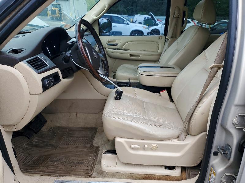 2008 Cadillac Escalade VIN 1GYFK63818R251278 COPART salvage auction — MECHANICAL, Ri - Certificate Of Title, sold $1,100 on 2026-07-30 (photo 7)