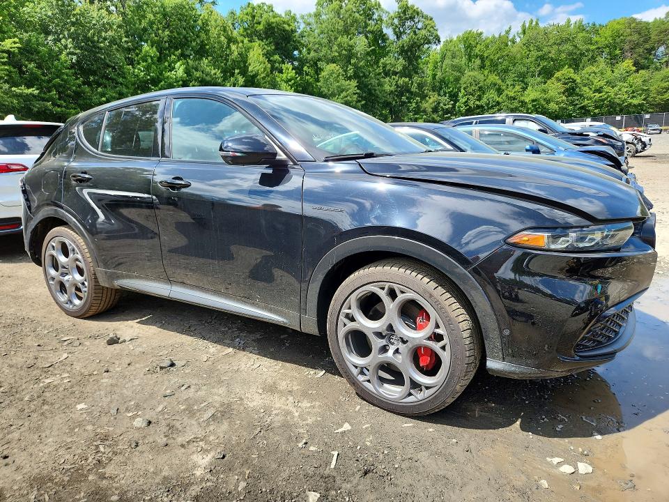 2024 Alfa romeo Tonale VIN ZASPATDW9R3063013 COPART salvage auction — REAR END, Md - Cert Of Salvage > 75% Damage, sold $225 on 2026-07-21 (photo 4)