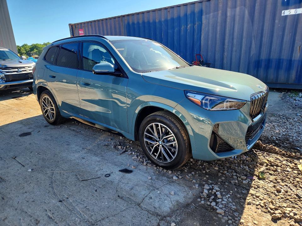2026 BMW X1 VIN WBX73EF07T5540434 COPART salvage auction — SIDE, Wi - Cert Of Title-Claim Paid, sold $18,000 on 2026-08-10 (photo 4)
