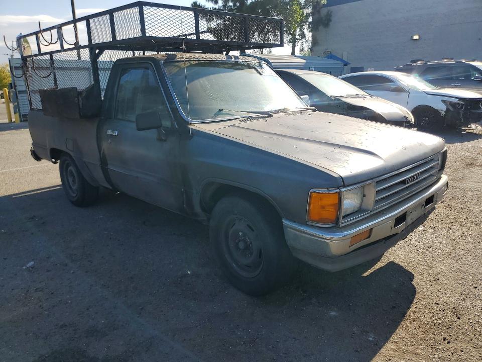 1988 Toyota Pickup VIN JT4RN50A2J5163901 COPART salvage auction — NORMAL WEAR, CA - APP FOR DUP CLEAN OR AC, sold $1,750 on 2026-07-28 (photo 4)