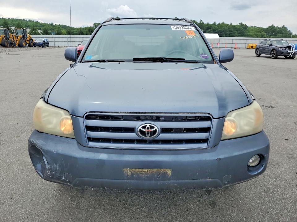 2005 Toyota Highlander VIN JTEEP21A050134823 COPART salvage auction — FRONT END, Me - Certificate Of Title, sold $825 on 2026-07-14 (photo 5)
