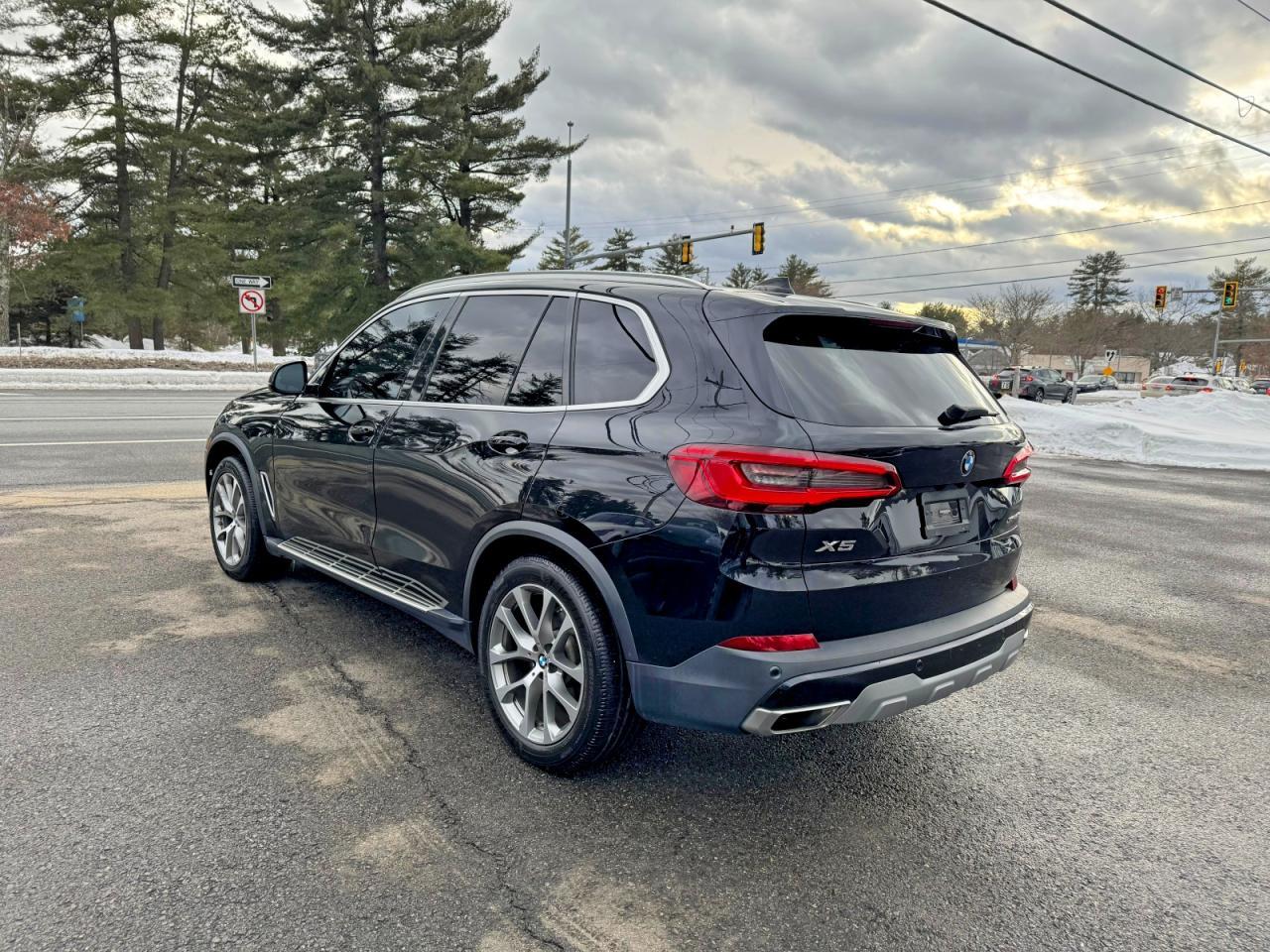 2019 BMW X5 VIN 5UXJU2C51KLN65059 COPART salvage auction — Minor Dent/Scratches, VA - CERTIFICATE OF TITLE (P), sold $16,400 on 2026-07-01 (photo 4)