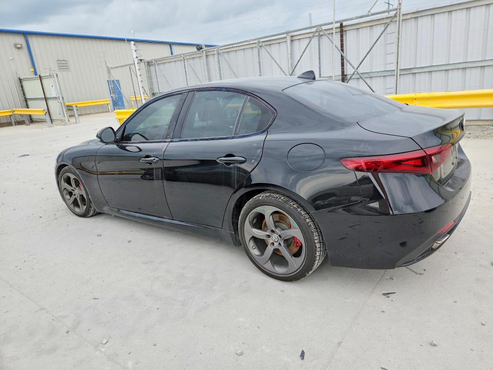 2018 Alfa romeo Giulia VIN ZARFAEBN8J7566189 COPART salvage auction — FRONT END, Tx - Salvage Vehicle Title, sold $2,100 on 2026-07-28 (photo 2)