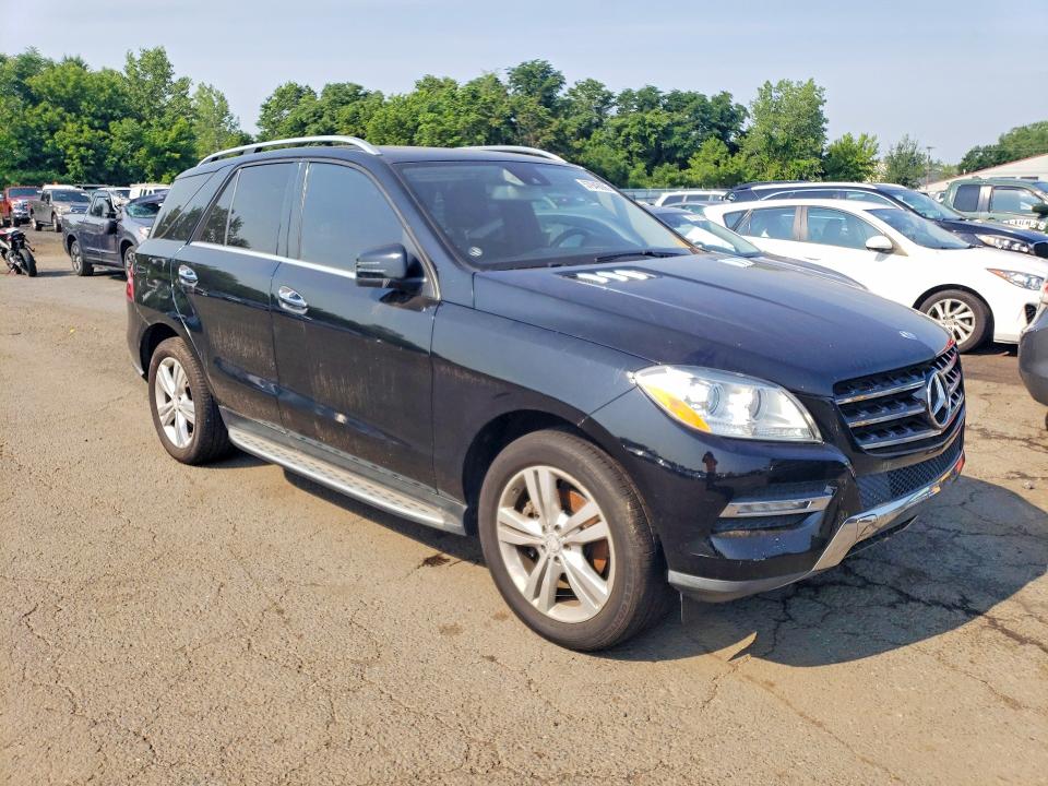 2013 Mercedes-benz Ml-class VIN 4JGDA5HB9DA103690 COPART salvage auction — NORMAL WEAR, Fl - Certificate Of Title, sold $2,150 on 2026-07-24 (photo 4)