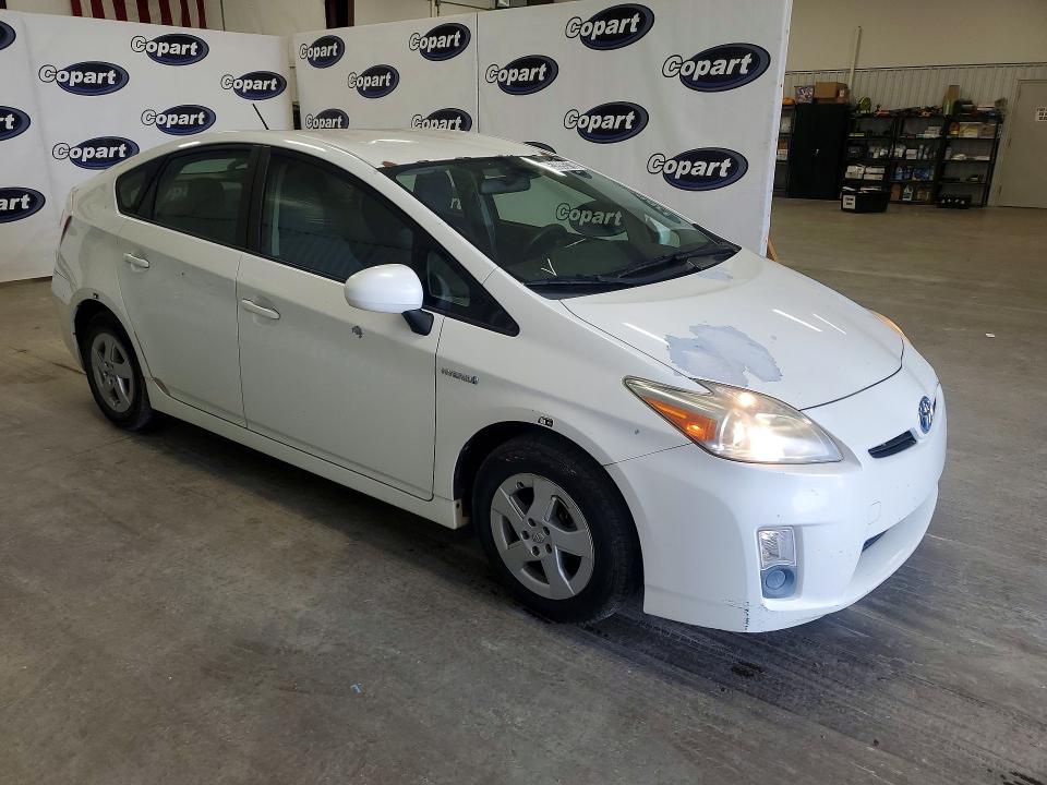 2010 Toyota Prius VIN JTDKN3DUXA0098237 COPART salvage auction — MINOR DENT/SCRATCHES, NC - DEALER ONLY CLEAN TITLE, sold $1,700 on 2026-07-09 (photo 4)