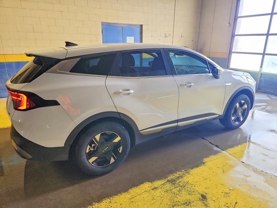 2026 Kia Sportage VIN 5XYK2CDF2TG361957 COPART salvage auction — SIDE, PA - CERT OF TITLE, sold $14,300 on 2026-07-08 (photo 3)