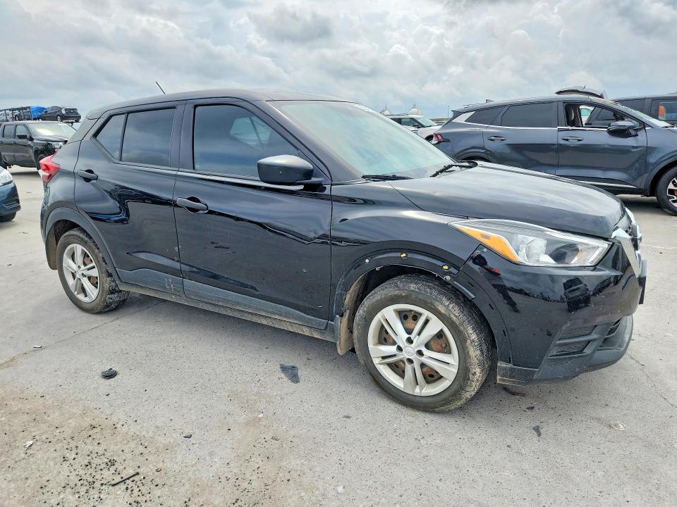 2020 Nissan VIN 3N1CP5BV0LL550971 COPART salvage auction — MINOR DENT/SCRATCHES, Ms - Certificate Of Title (P), sold $2,000 on 2026-07-04 (photo 4)