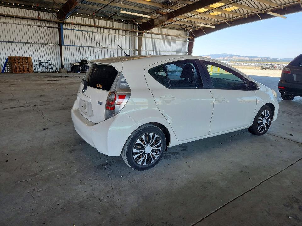 2013 Toyota Prius c VIN JTDKDTB32D1542352 COPART salvage auction — SIDE, CA - SALVAGE CERTIFICATE, sold $15 on 2026-07-27 (photo 3)