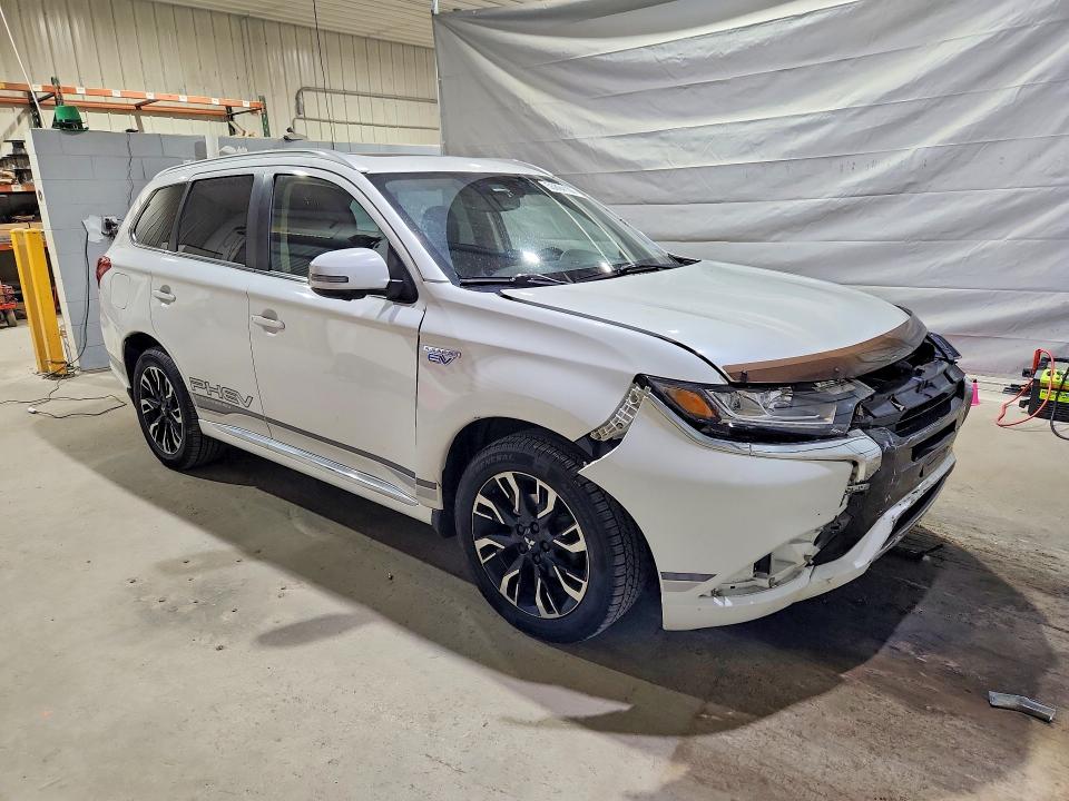 2018 Mitsubishi Outlander VIN JA4J24A59JZ032114 COPART salvage auction — FRONT END, NH - CERT OF TITLE-SALVAGE, sold $100 on 2026-07-30 (photo 4)