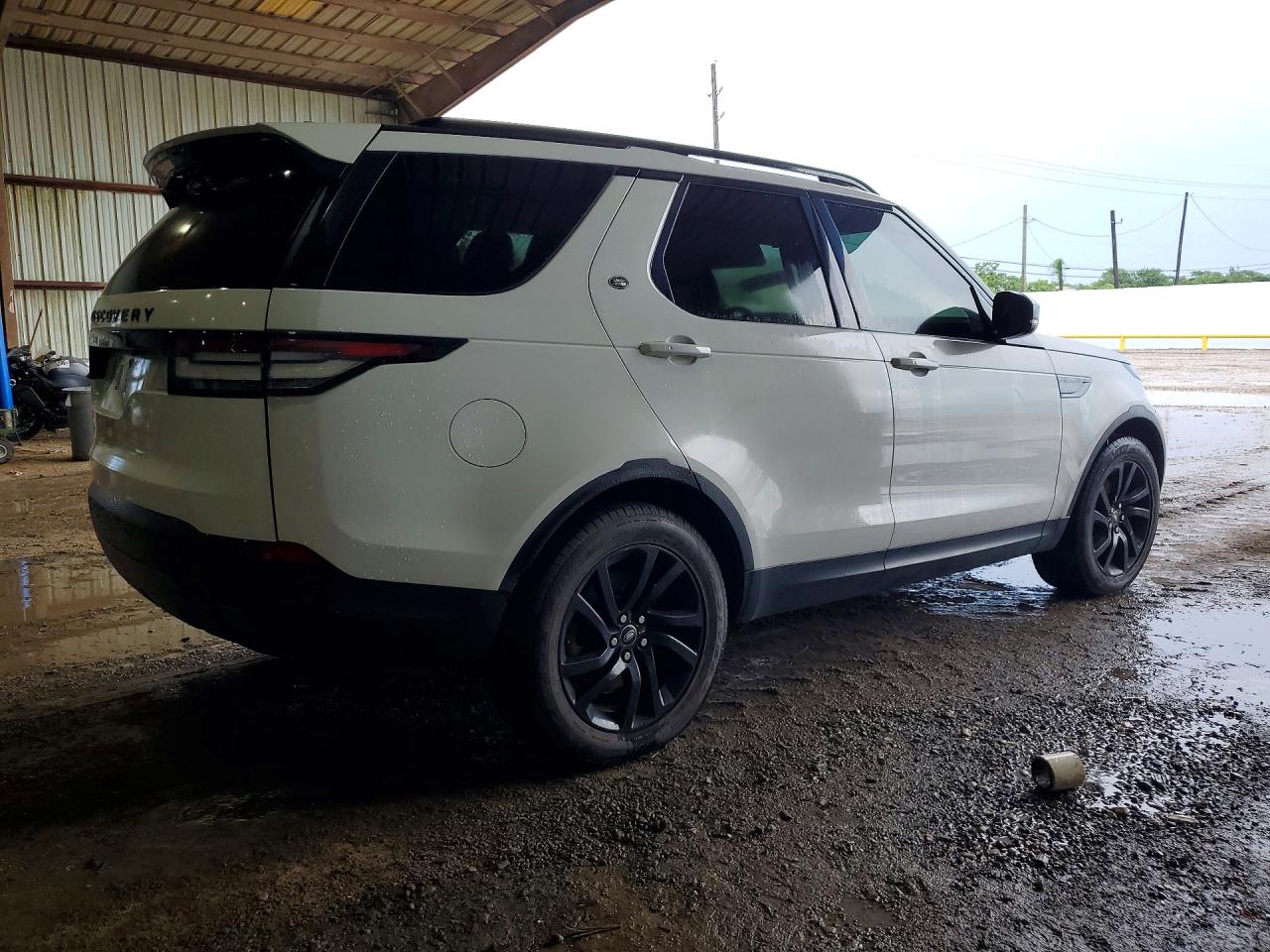 2017 Land Rover Discovery VIN SALRGBBV3HA024539 COPART salvage auction — Minor Dent/Scratches, TX - CERTIFICATE OF TITLE, sold $4,100 on 2026-07-09 (photo 3)