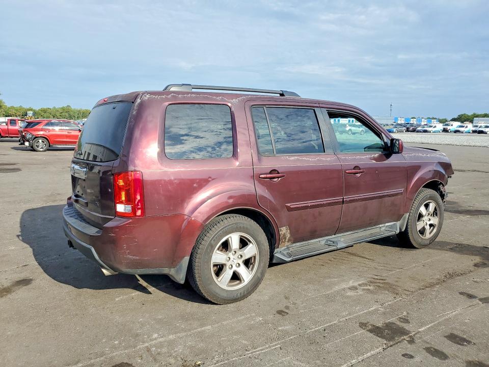 2010 Honda Pilot VIN 5FNYF4H60AB007843 COPART salvage auction — FRONT END, Fl - Cert Of Title Slvg Rebuildable, sold $950 on 2026-07-06 (photo 3)