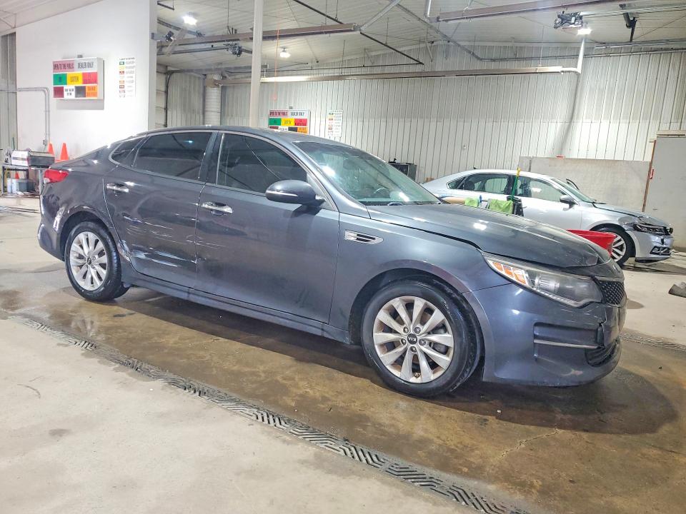2018 Kia VIN 5XXGU4L33JG185077 COPART salvage auction — FRONT END, FL - CERT OF TITLE SLVG REBUILDABLE, sold $125 on 2026-07-23 (photo 4)
