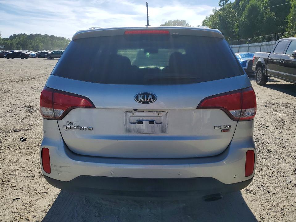 2014 Kia Sorento VIN 5XYKU4A79EG510316 COPART salvage auction — NORMAL WEAR, VA - CERTIFICATE OF TITLE, sold $1,550 on 2026-07-09 (photo 6)