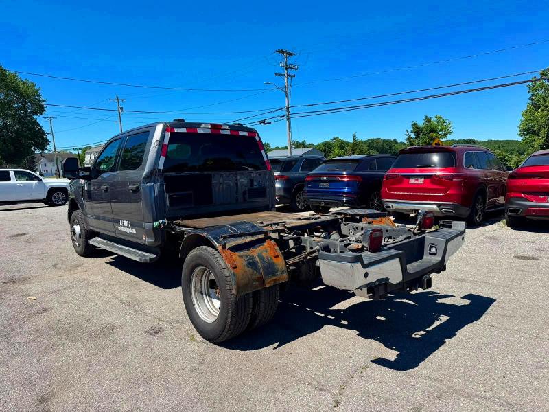 2022 Ford F-350 super duty VIN 1FT8W3DT0NEE80929 COPART salvage auction — NORMAL WEAR, In - Certificate Of Title (P), sold $13,700 on 2026-07-17 (photo 3)