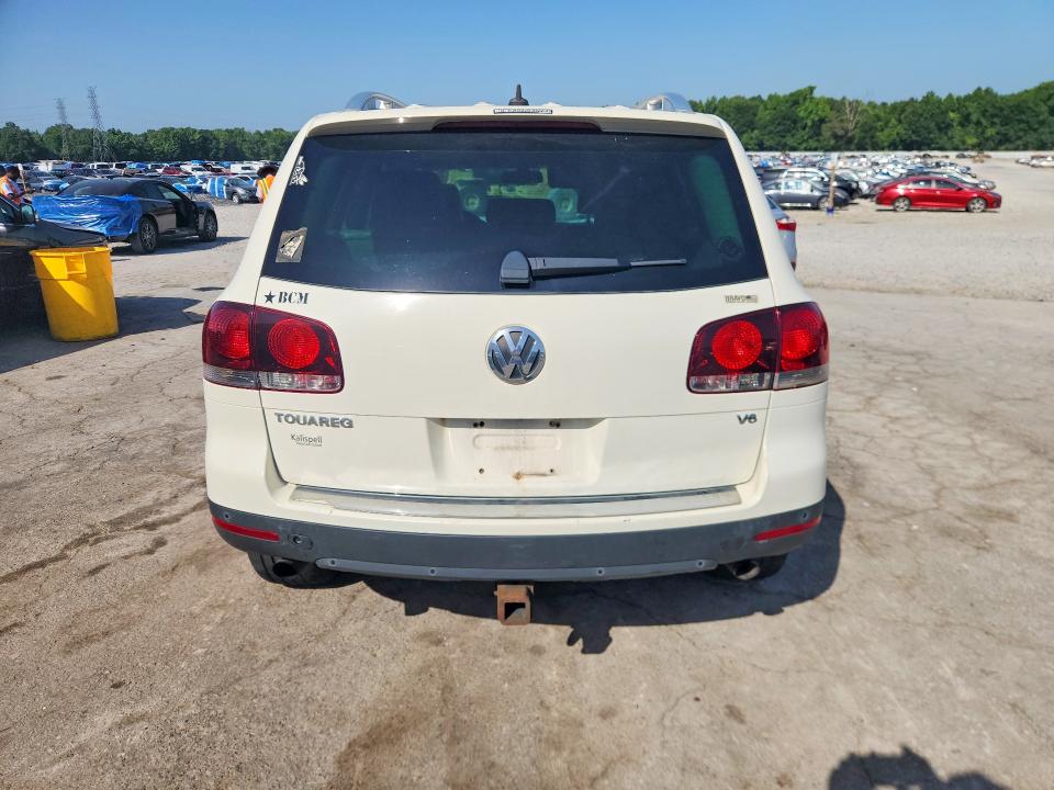 2009 Volkswagen Touareg VIN WVGBE77L59D015999 COPART salvage auction — WATER/FLOOD, Tn - Salvage Cert-Water Damage, sold $400 on 2026-07-09 (photo 6)