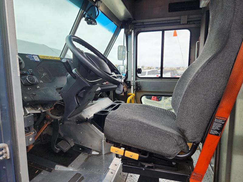 2020 Ford F59 VIN 1F65F5KN5L0A05308 COPART salvage auction — MINOR DENT/SCRATCHES, Ca - Dis/Dlr/Exp Only Clean Title, sold $3,500 on 2026-07-21 (photo 7)
