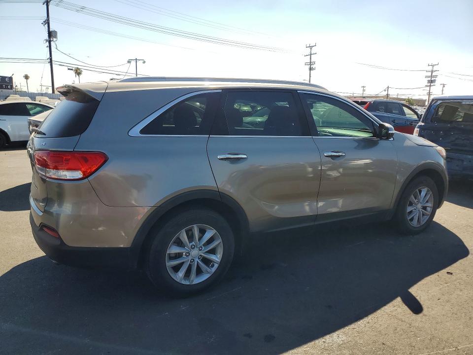 2016 Kia Sorento VIN 5XYPG4A54GG160379 COPART salvage auction — MECHANICAL, Ca - Dis/Dlr/Exp Only Clean Title, sold $1,300 on 2026-07-08 (photo 3)