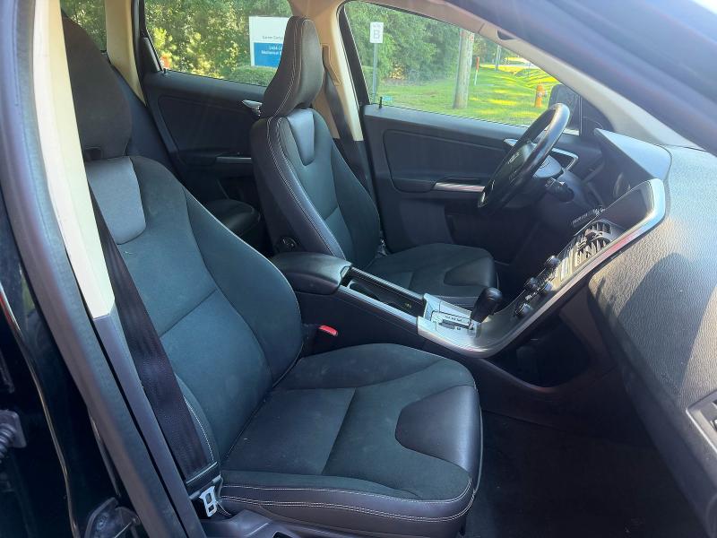 2012 Volvo Xc60 VIN YV4940DZ6C2274992 COPART salvage auction — DAMAGE HISTORY, Fl - Dealer Only Clean Title (P), sold $275 on 2026-07-09 (photo 5)
