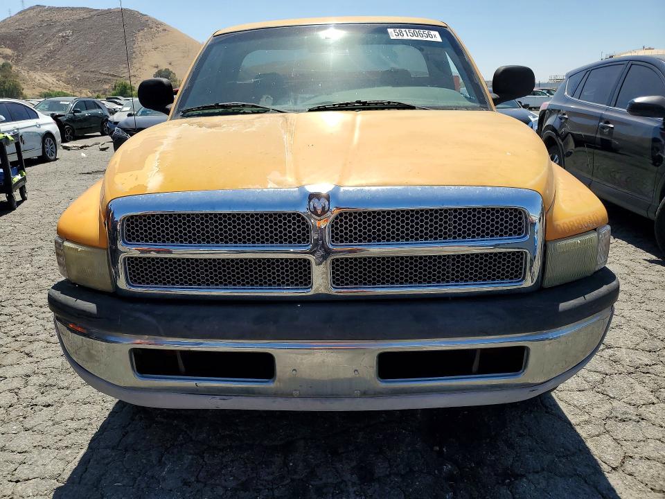 2001 Dodge Ram 2500 VIN 3B6KC26Z31M272630 COPART salvage auction — FRONT END, Ca - Dis/Dlr/Exp Only Clean Title, sold $350 on 2026-07-09 (photo 5)