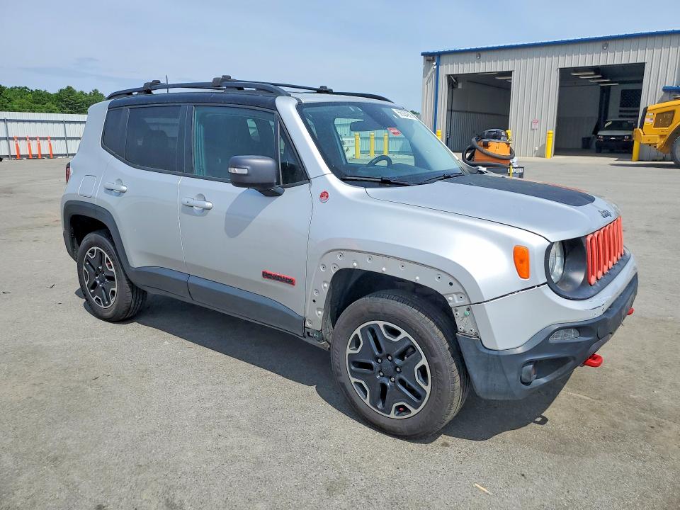 2017 Jeep Renegade VIN ZACCJBCB6HPE90677 COPART salvage auction — FRONT END, Me - Cert Of Title-Salvage Collisio, sold $1,800 on 2026-07-15 (photo 4)