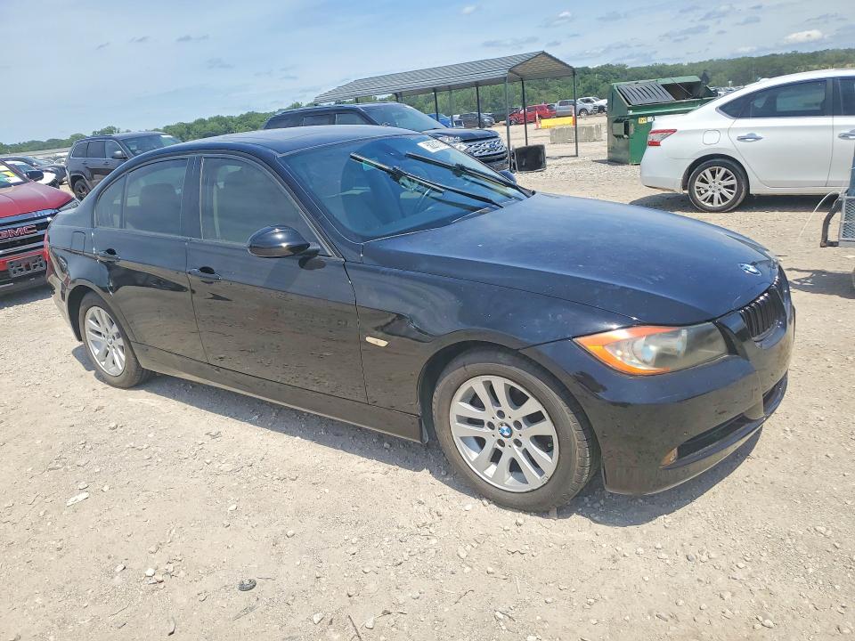 2007 BMW 3er VIN WBAVC73547KP30681 COPART salvage auction — MECHANICAL, Ks - Dealer Only Clean Title, sold $100 on 2026-07-28 (photo 4)