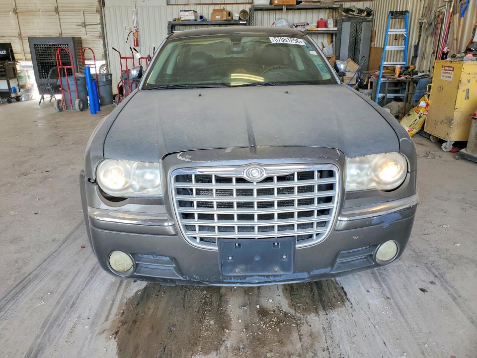 2008 Chrysler 300 VIN 2C3KA63H38H139643 COPART salvage auction — MECHANICAL, Tx - Certificate Of Title, sold $60 on 2026-07-10 (photo 5)