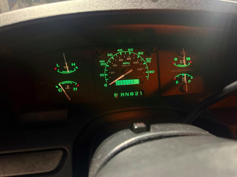 1994 Ford F-150 lightning VIN 1FTEF15N9RNA30581 COPART salvage auction — NORMAL WEAR, Ca - Dis/Dlr/Exp Only Clean Title (P), sold $5,100 on 2026-07-02 (photo 8)