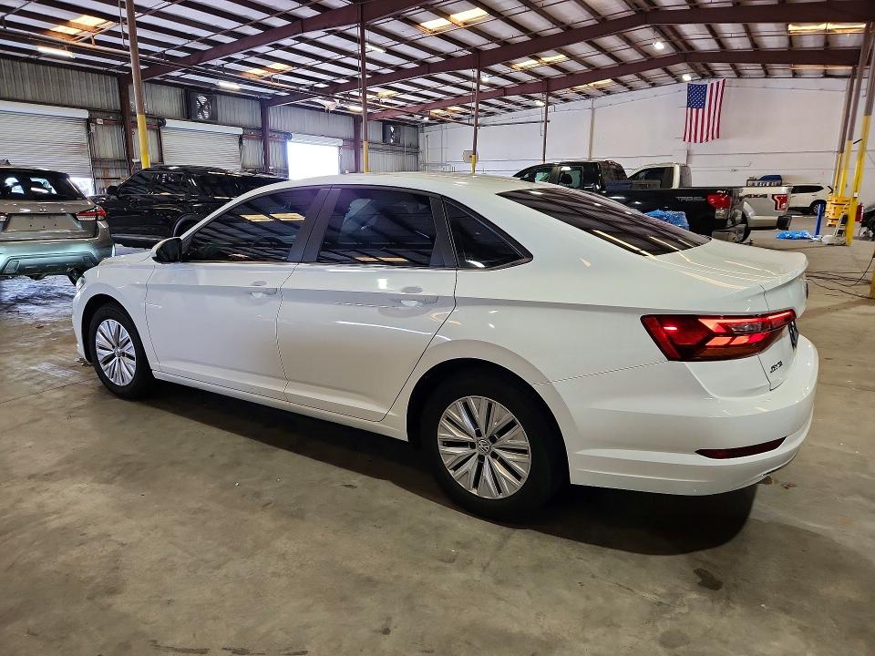2019 Volkswagen Jetta VIN 3VWN57BU8KM059472 COPART salvage auction — MINOR DENT/SCRATCHES, Fl - Certificate Of Title, sold $2,750 on 2026-07-12 (photo 2)
