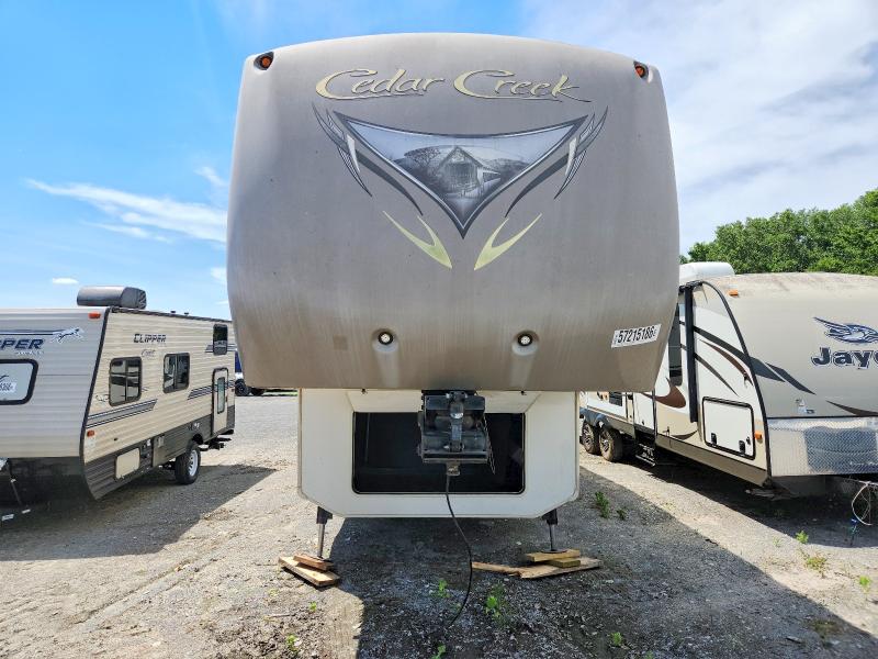 2014 Cedar creek Fifth wheel VIN 4X4FCRM22ES210283 COPART salvage auction — ALL OVER, IL - SALVAGE CERTIFICATE, sold $1,700 on 2026-07-30 (photo 7)