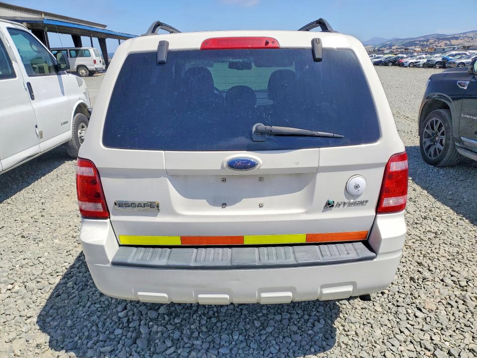 2009 Ford VIN 1FMCU493X9KC50557 COPART salvage auction — MINOR DENT/SCRATCHES, Ca - Dis/Dlr/Exp Only Clean Title, sold $2,600 on 2026-07-09 (photo 6)