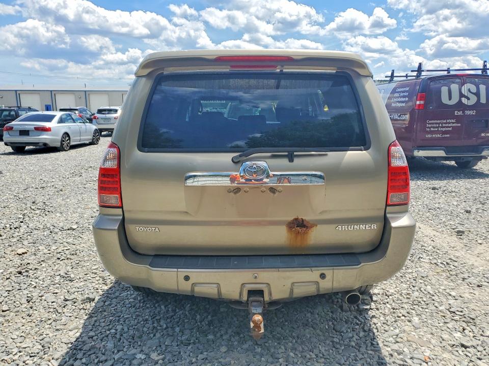 2007 Toyota 4runner VIN JTEZU14R278074960 COPART salvage auction — BURN, MA - CERT OF TITLE-RECONSTRCTD COLL, sold $2,000 on 2026-07-23 (photo 6)