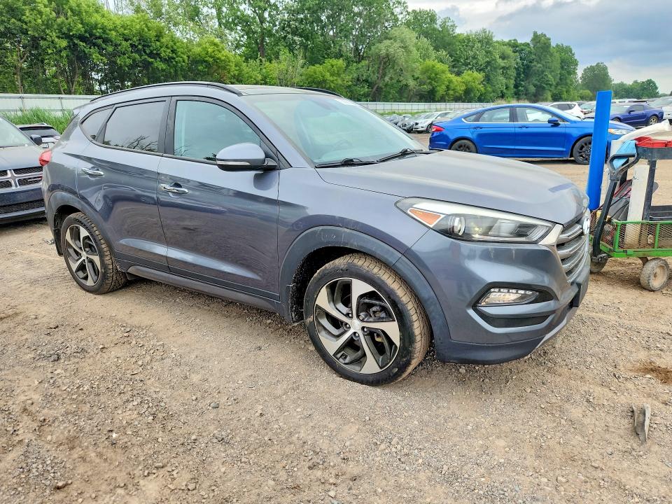 2016 Hyundai Tucson VIN KM8J3CA23GU044036 COPART salvage auction — SIDE, Wv - Dealer Only Clean Title (P), sold $2,750 on 2026-07-29 (photo 4)