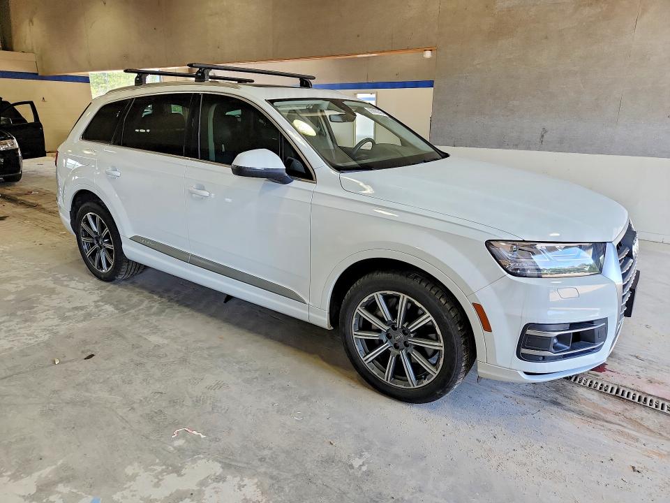 2018 Audi Q7 VIN WA1LAAF76JD038308 COPART salvage auction — HAIL, Va - Certificate Of Title, sold $6,800 on 2026-07-17 (photo 4)