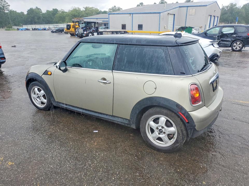 2007 Mini Cooper VIN WMWMF33597TT57367 COPART salvage auction — REAR END, Al - Cert Of Title-Salvage Title, sold $750 on 2026-07-20 (photo 2)